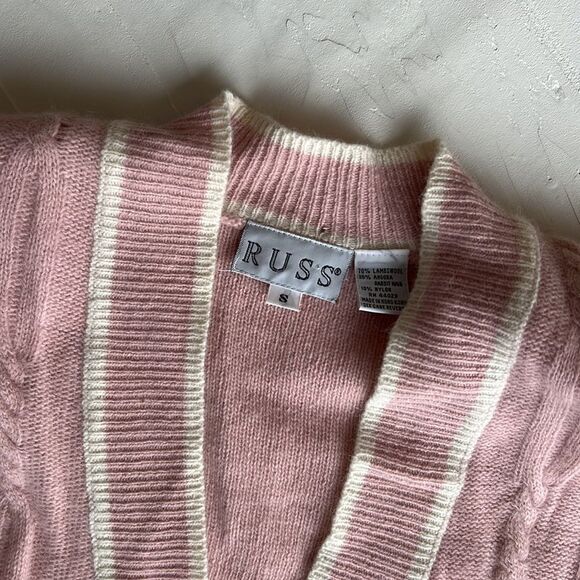 Vintage lambs wool rabbit hair small varsity pink sweater, rare fabric 80s era - Picture 2 of 5
